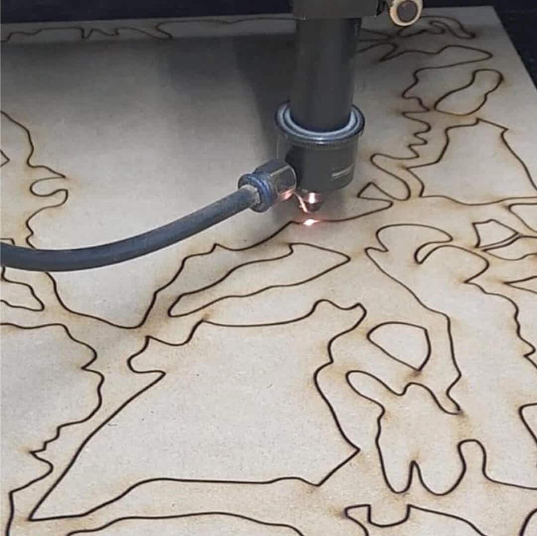 Mapamundi en corte laser MDF